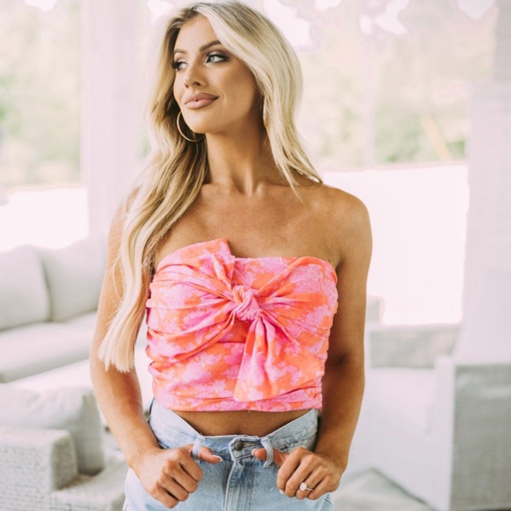 COPY - These Three Boutique - Linen Bow Tie Crop Top